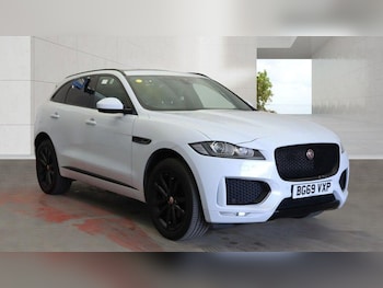 Used Jaguar F-Pace 2019 for sale - 79463979: Photo