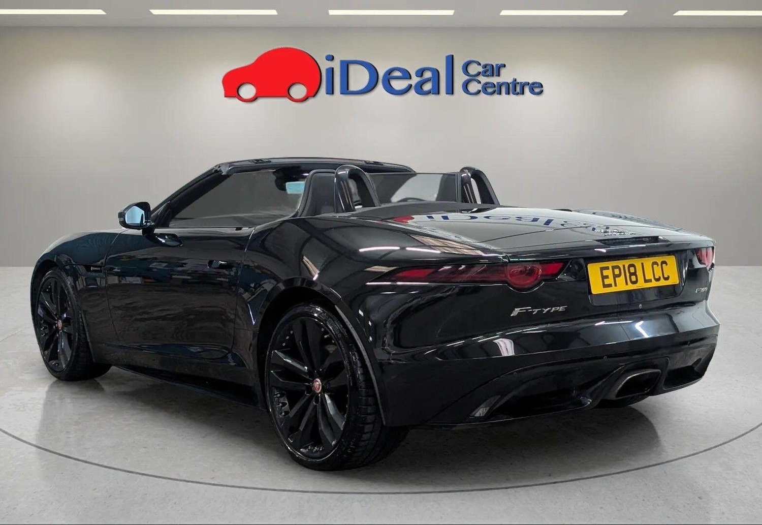 Used Jaguar F-Type 2018 for sale - 76965292: Photo 16