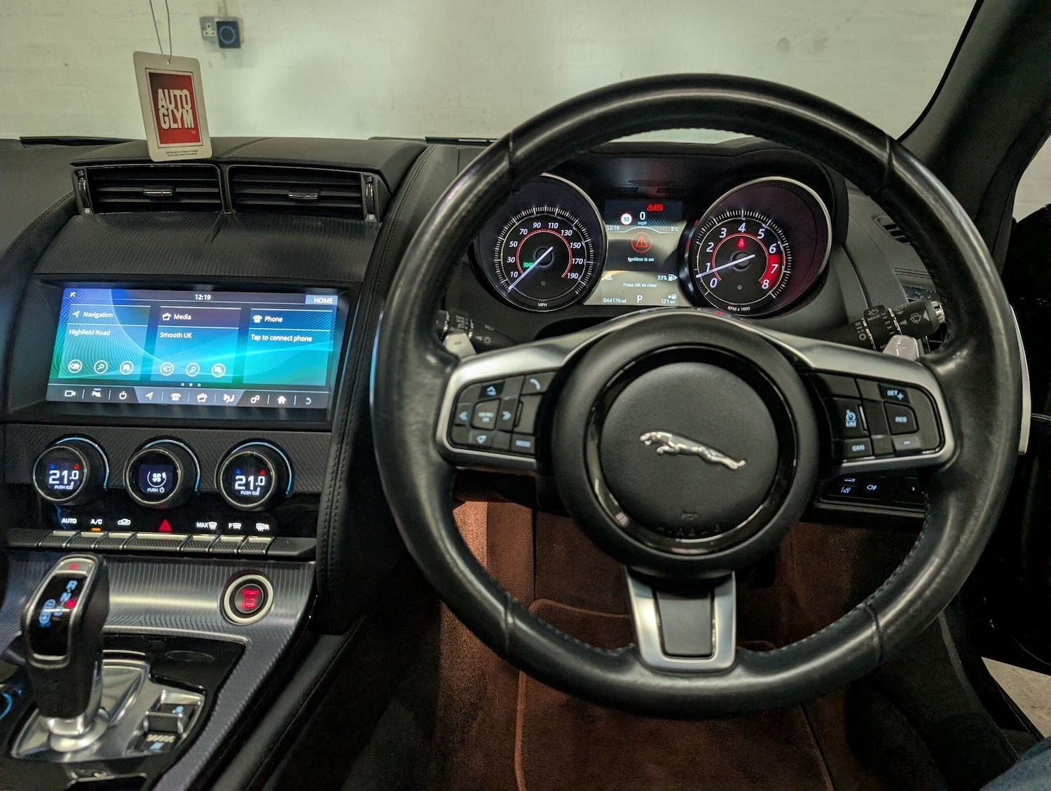 Used Jaguar F-Type 2018 for sale - 76965292: Photo 21