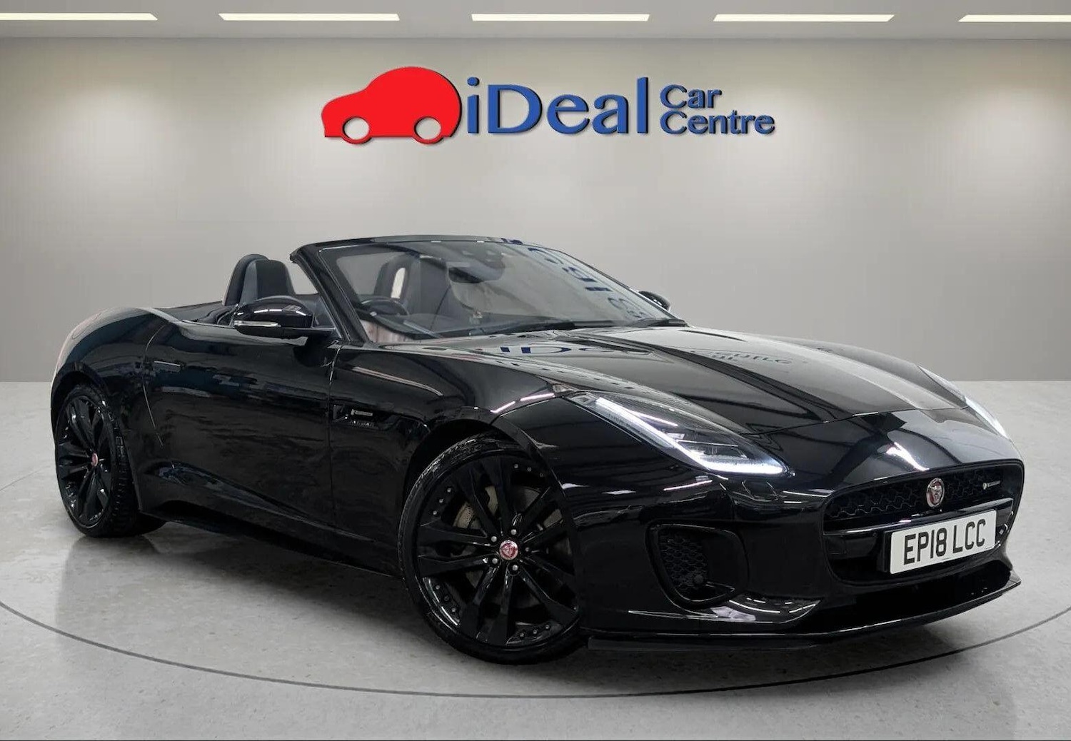 Used Jaguar F-Type 2018 for sale - 76965292: Photo 4