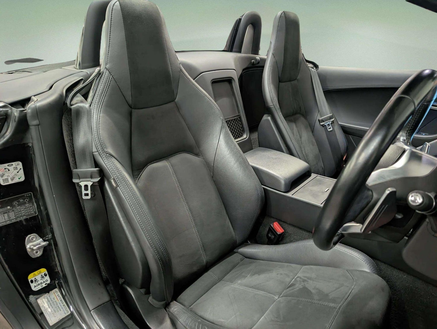 Used Jaguar F-Type 2018 for sale - 76965292: Photo 56