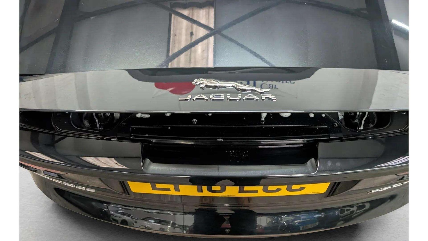 Used Jaguar F-Type 2018 for sale - 76965292: Photo 64