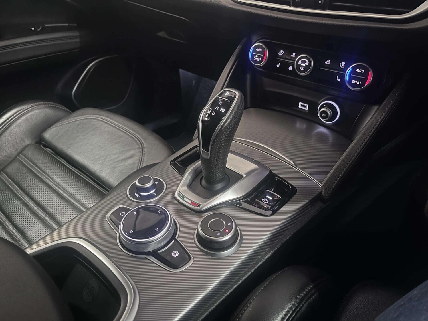 Used Alfa Romeo Stelvio 2021 for sale - 76398354: Photo 43