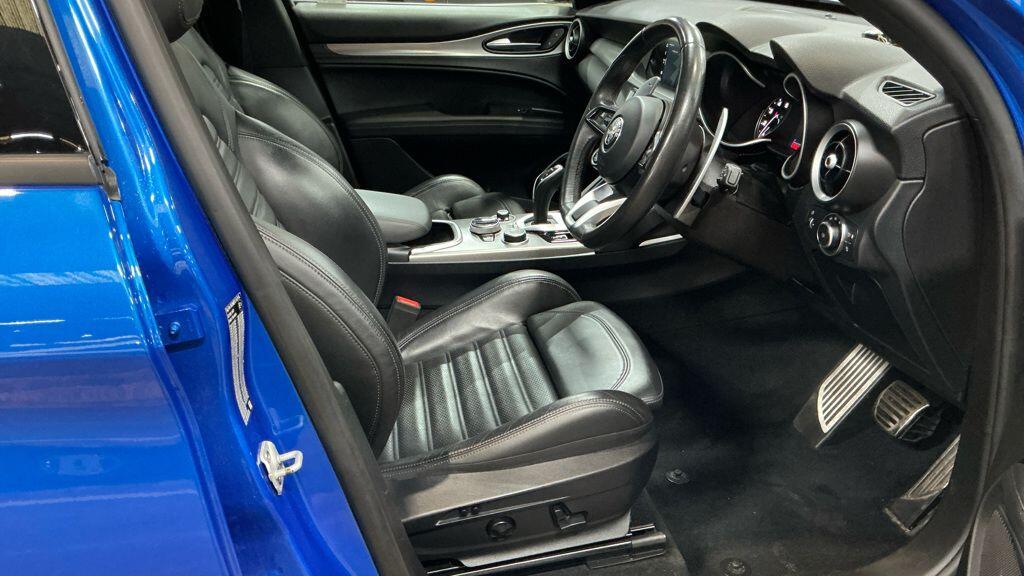 Used Alfa Romeo Stelvio 2021 for sale - 76398354: Photo 8