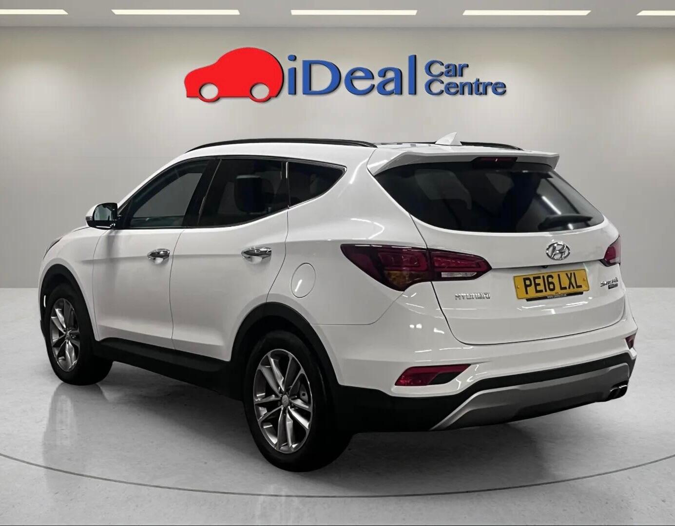 Used Hyundai Santa Fe 2016 for sale - 76512043: Photo 12