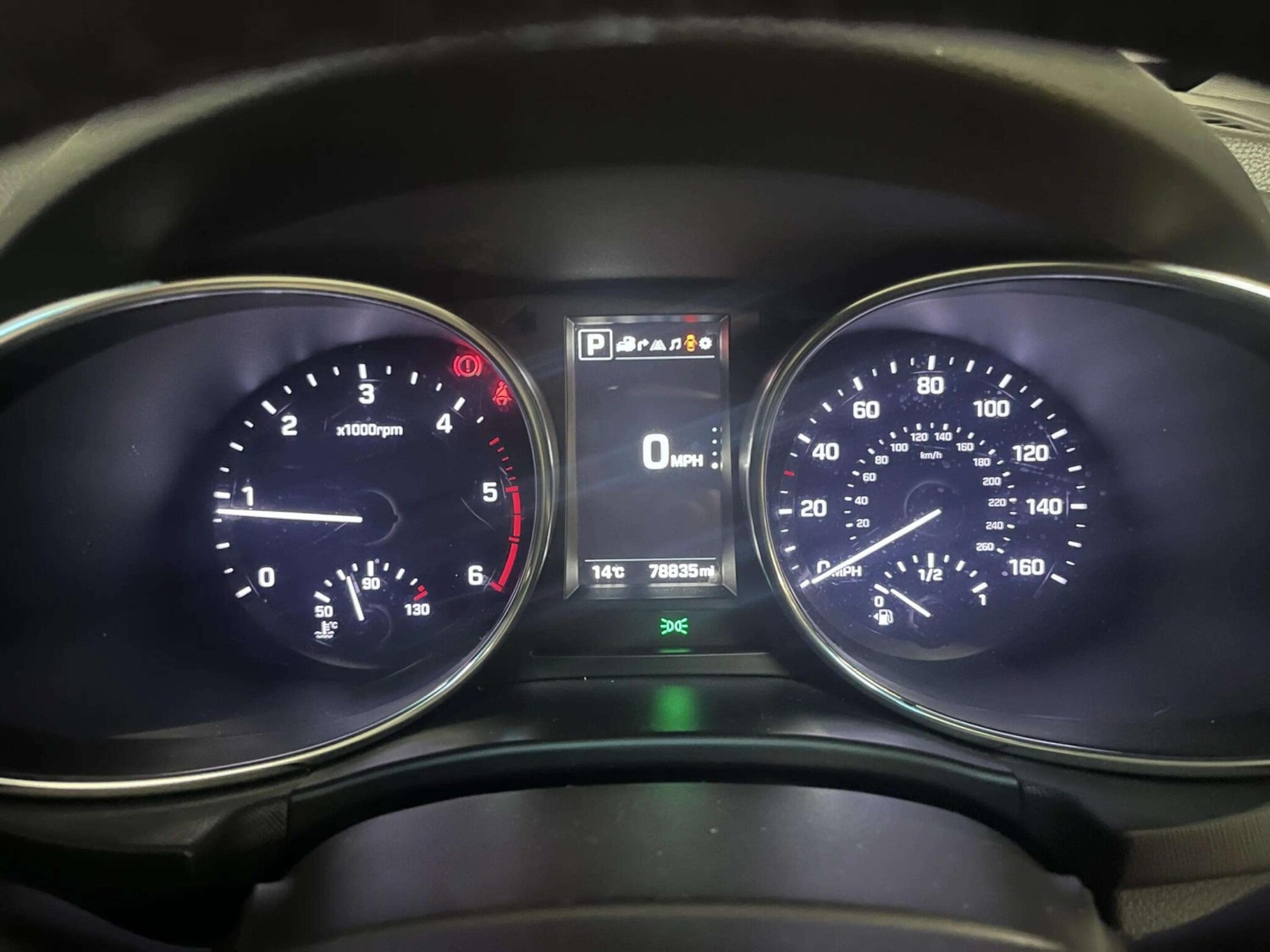 Used Hyundai Santa Fe 2016 for sale - 76512043: Photo 20