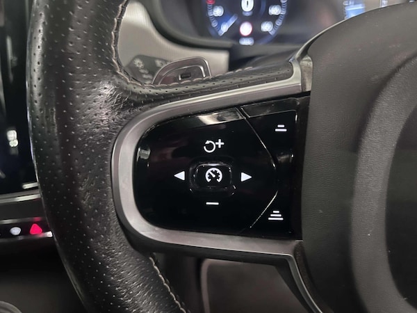Used Volvo S90 2018 for sale - 76226529: Photo 31