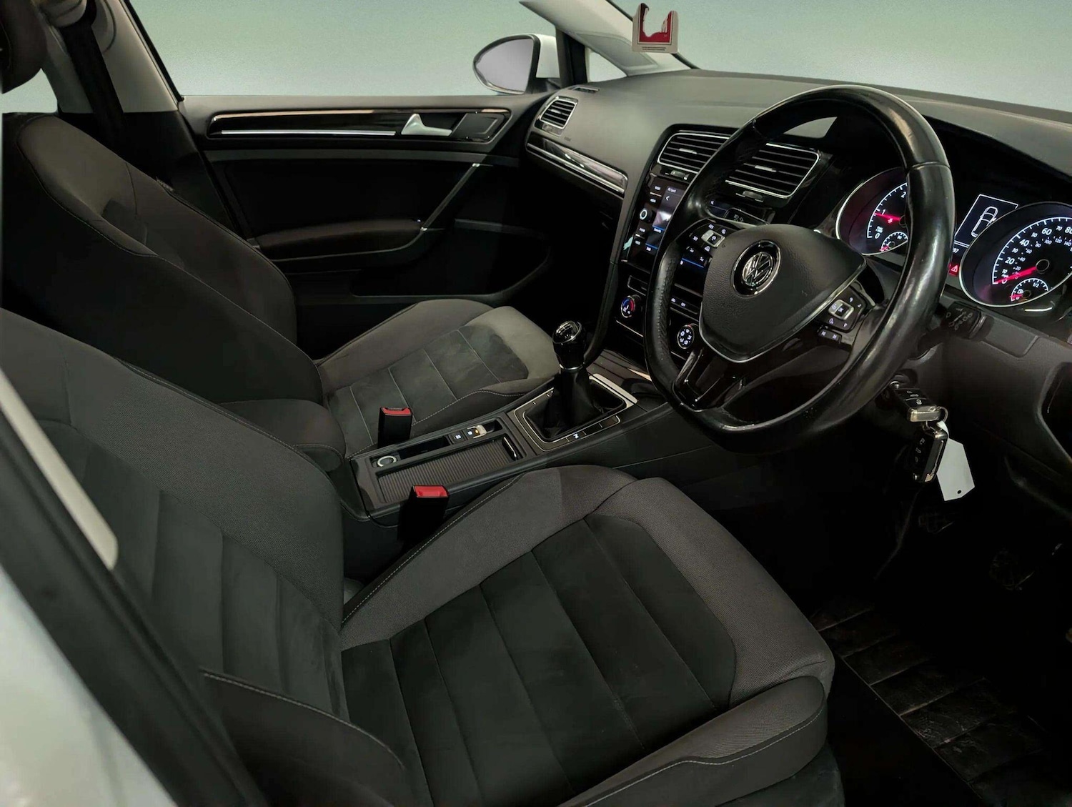 Used Volkswagen Golf 2017 for sale - 77344944: Photo 14