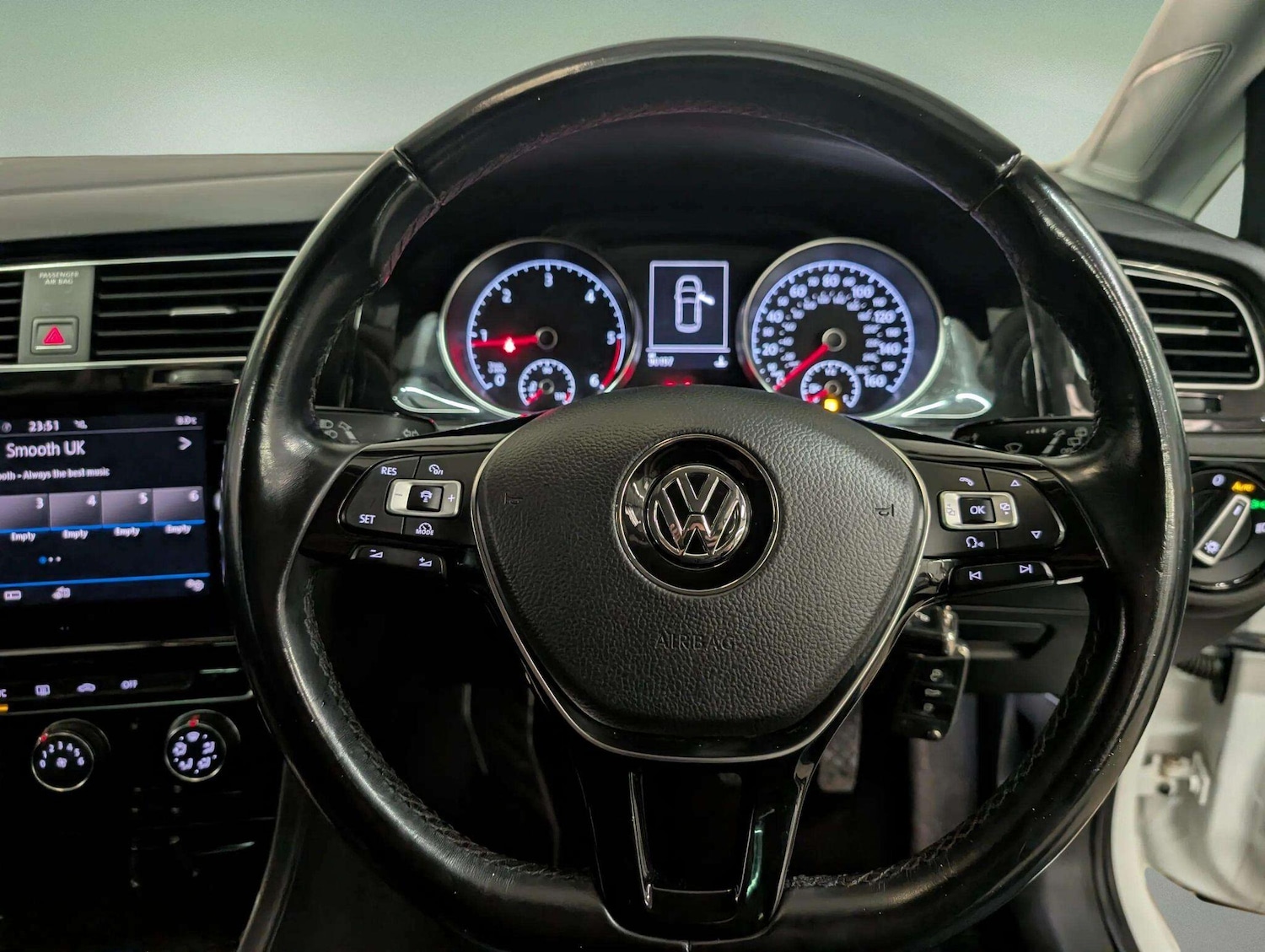 Used Volkswagen Golf 2017 for sale - 77344944: Photo 16