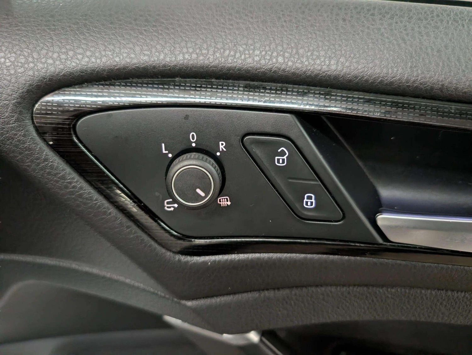 Used Volkswagen Golf 2017 for sale - 77344944: Photo 34