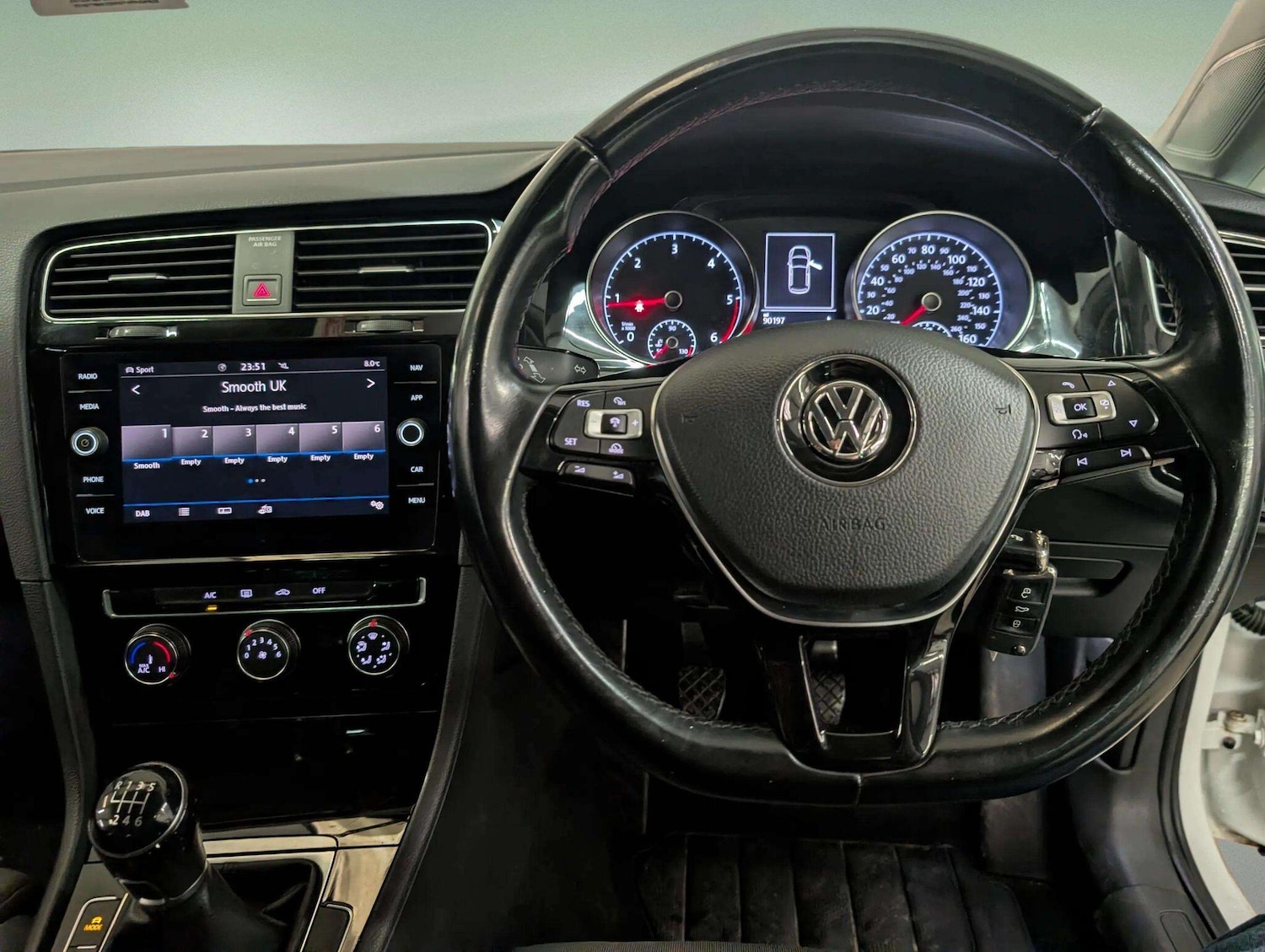 Used Volkswagen Golf 2017 for sale - 77344944: Photo 38