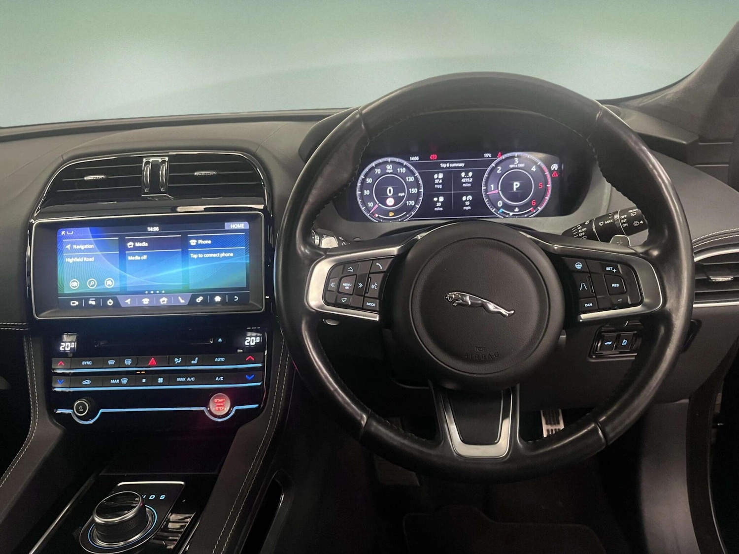 Used Jaguar F-Pace 2019 for sale - 76109310: Photo 18