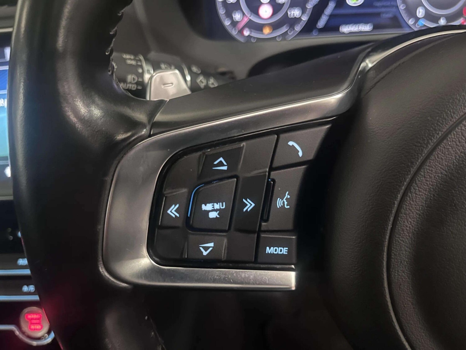 Used Jaguar F-Pace 2019 for sale - 76109310: Photo 43