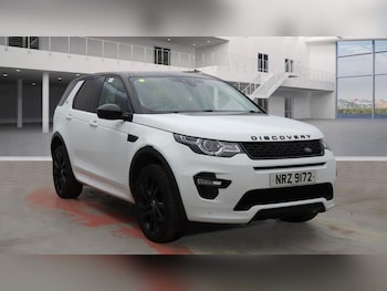 Used Land Rover Discovery Sport 2018 for sale - 75915589: Photo