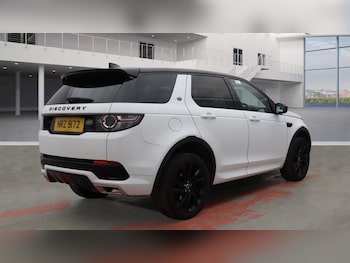 Used Land Rover Discovery Sport 2018 for sale - 75915589: Photo