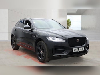 Used Jaguar F-Pace 2018 for sale - 79107525: Photo