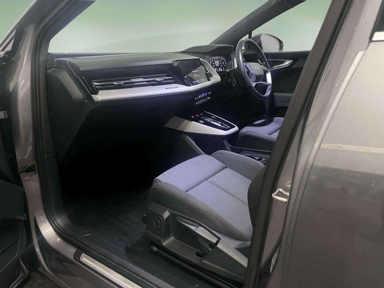 Used Audi Q4 e-tron 2022 for sale - 76550987: Photo 16