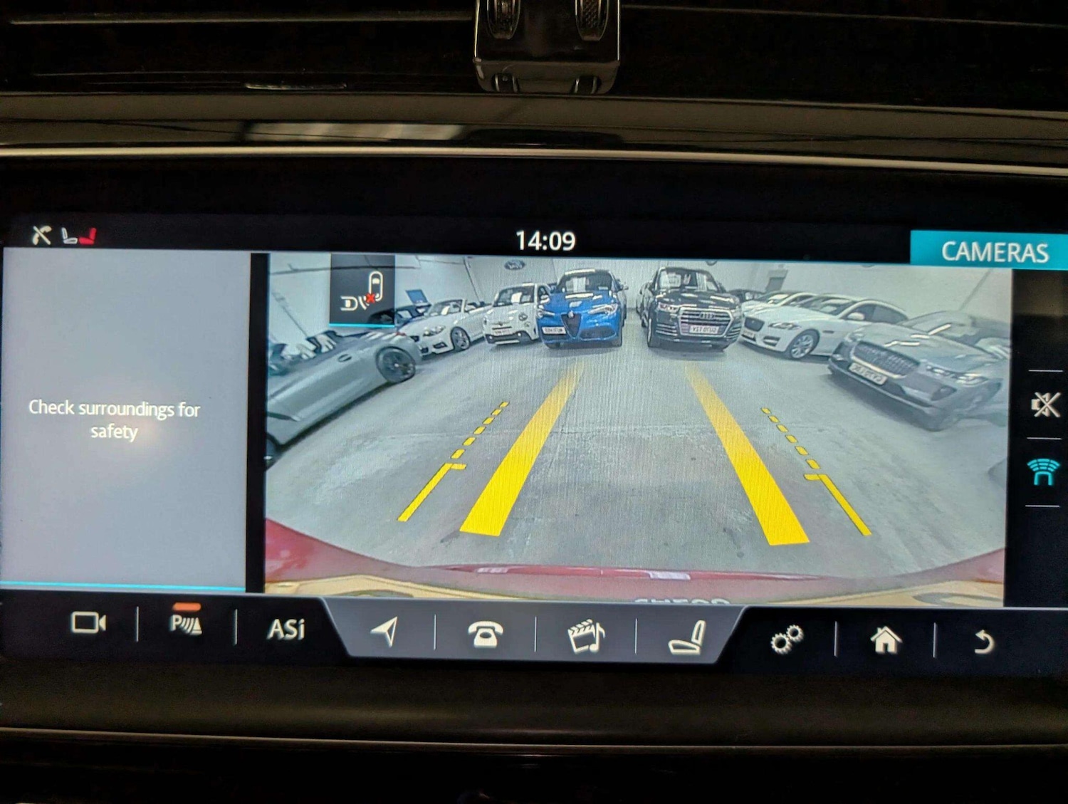 Used Jaguar F-Pace 2016 for sale - 76926091: Photo 22