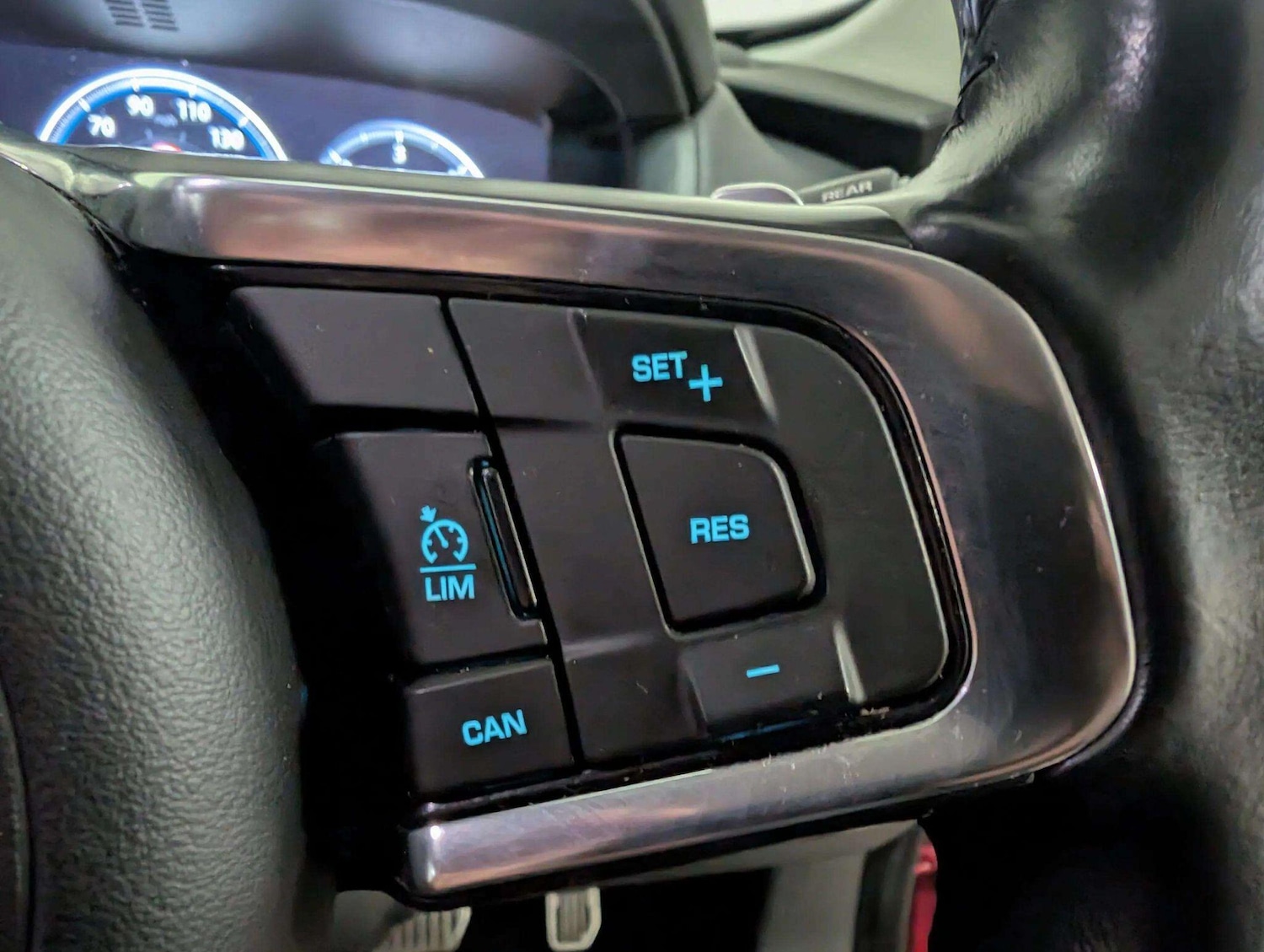 Used Jaguar F-Pace 2016 for sale - 76926091: Photo 35