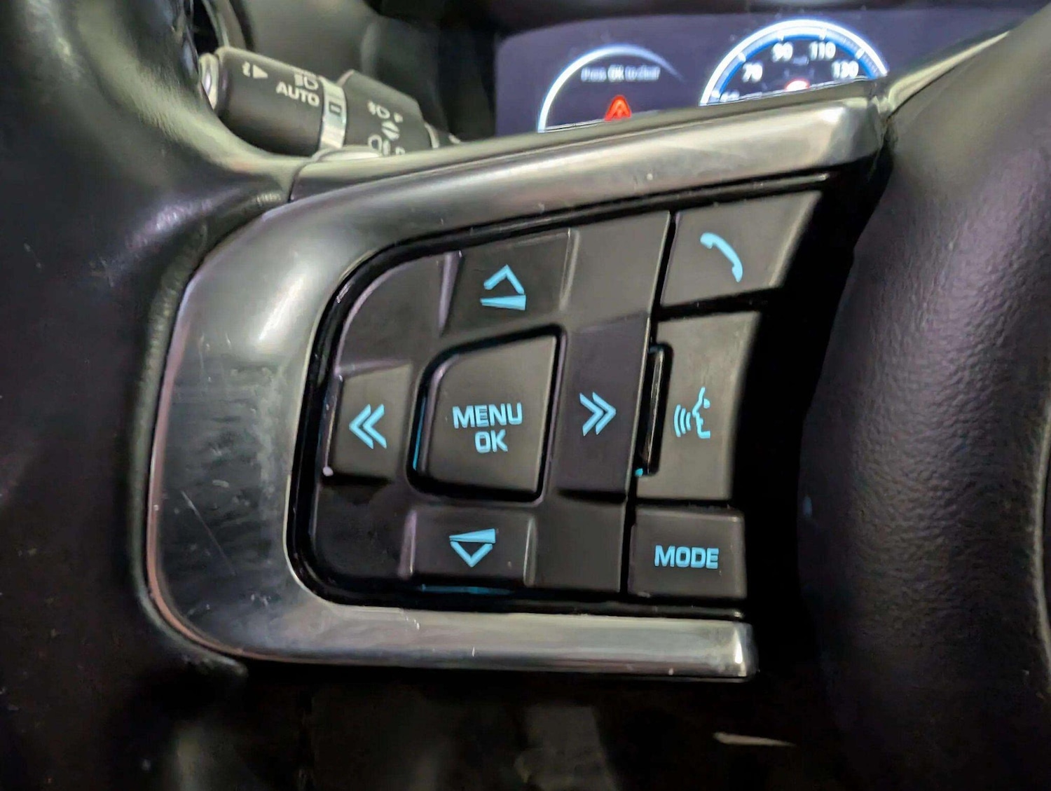 Used Jaguar F-Pace 2016 for sale - 76926091: Photo 36