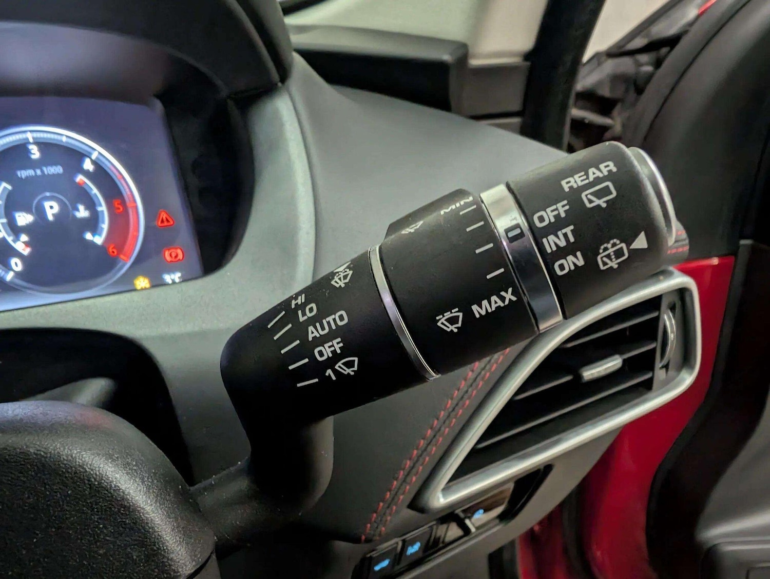 Used Jaguar F-Pace 2016 for sale - 76926091: Photo 38