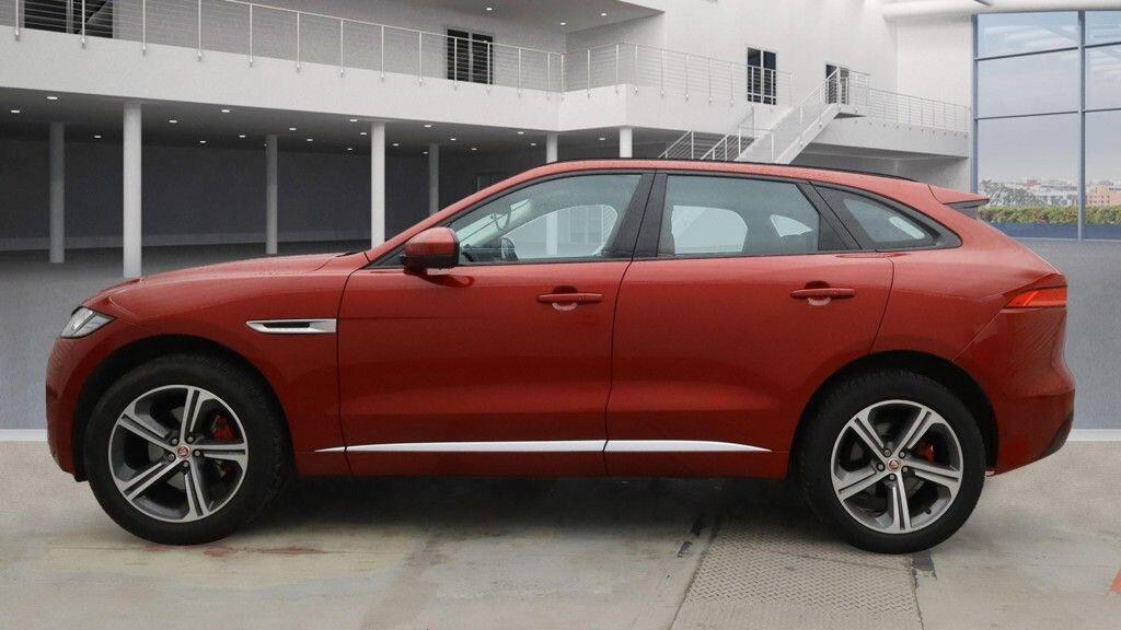 Used Jaguar F-Pace 2016 for sale - 76926091: Photo 5