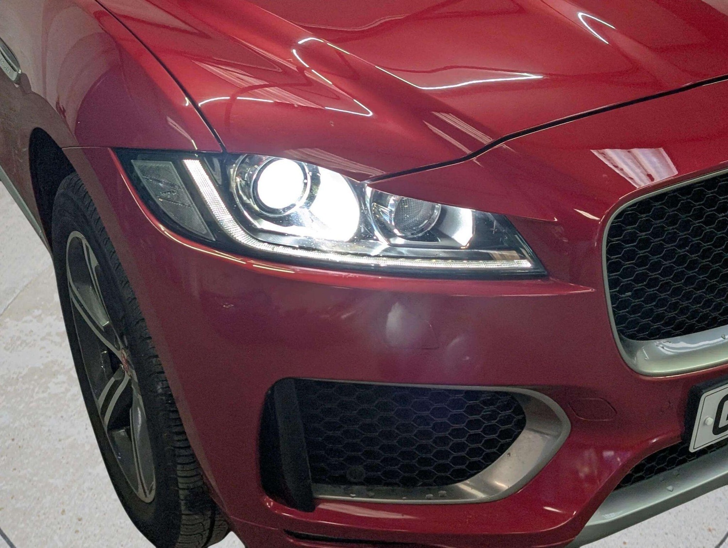 Used Jaguar F-Pace 2016 for sale - 76926091: Photo 52