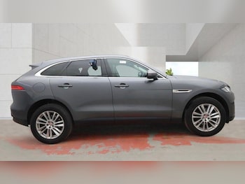 Used Jaguar F-Pace 2019 for sale - 78958577: Photo