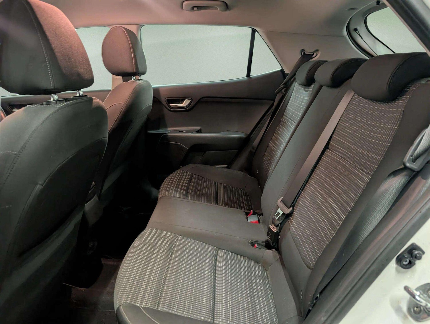 Used Kia Stonic 2019 for sale - 77377454: Photo 38