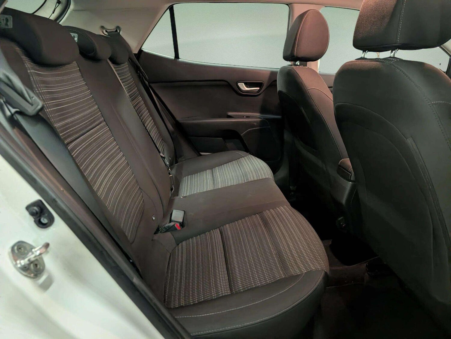 Used Kia Stonic 2019 for sale - 77377454: Photo 39