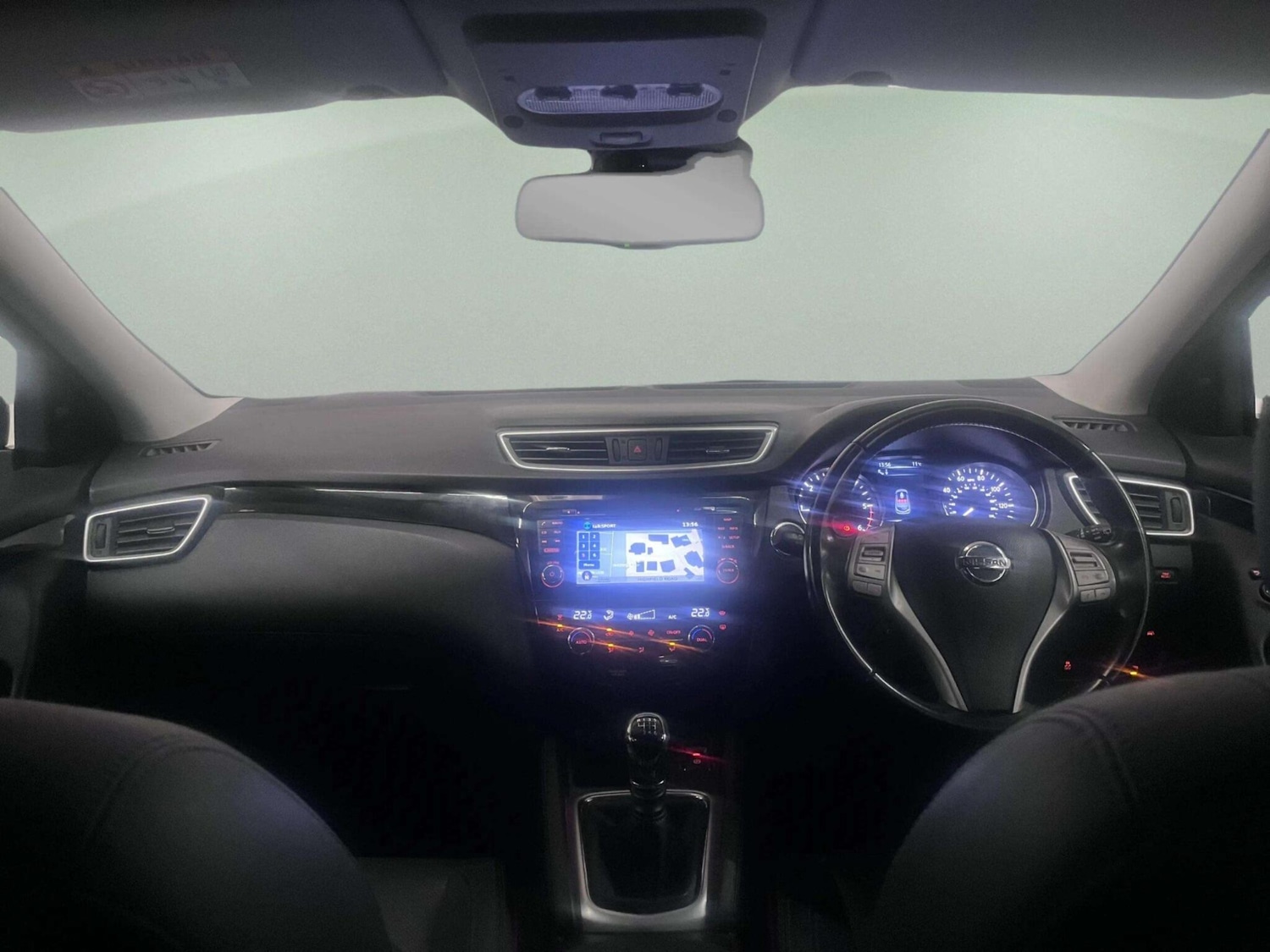 Used Nissan Qashqai 2016 for sale - 76521883: Photo 2