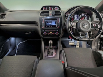 Used Volkswagen Scirocco 2017 for sale - 79247964: Photo