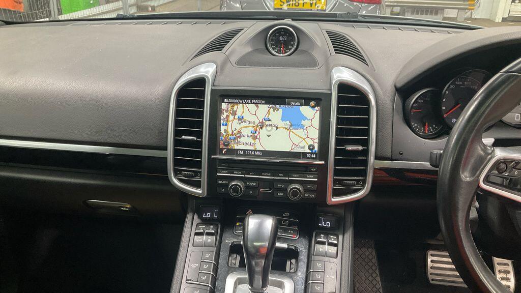 Used Porsche Cayenne 2016 for sale - 76042630: Photo 10