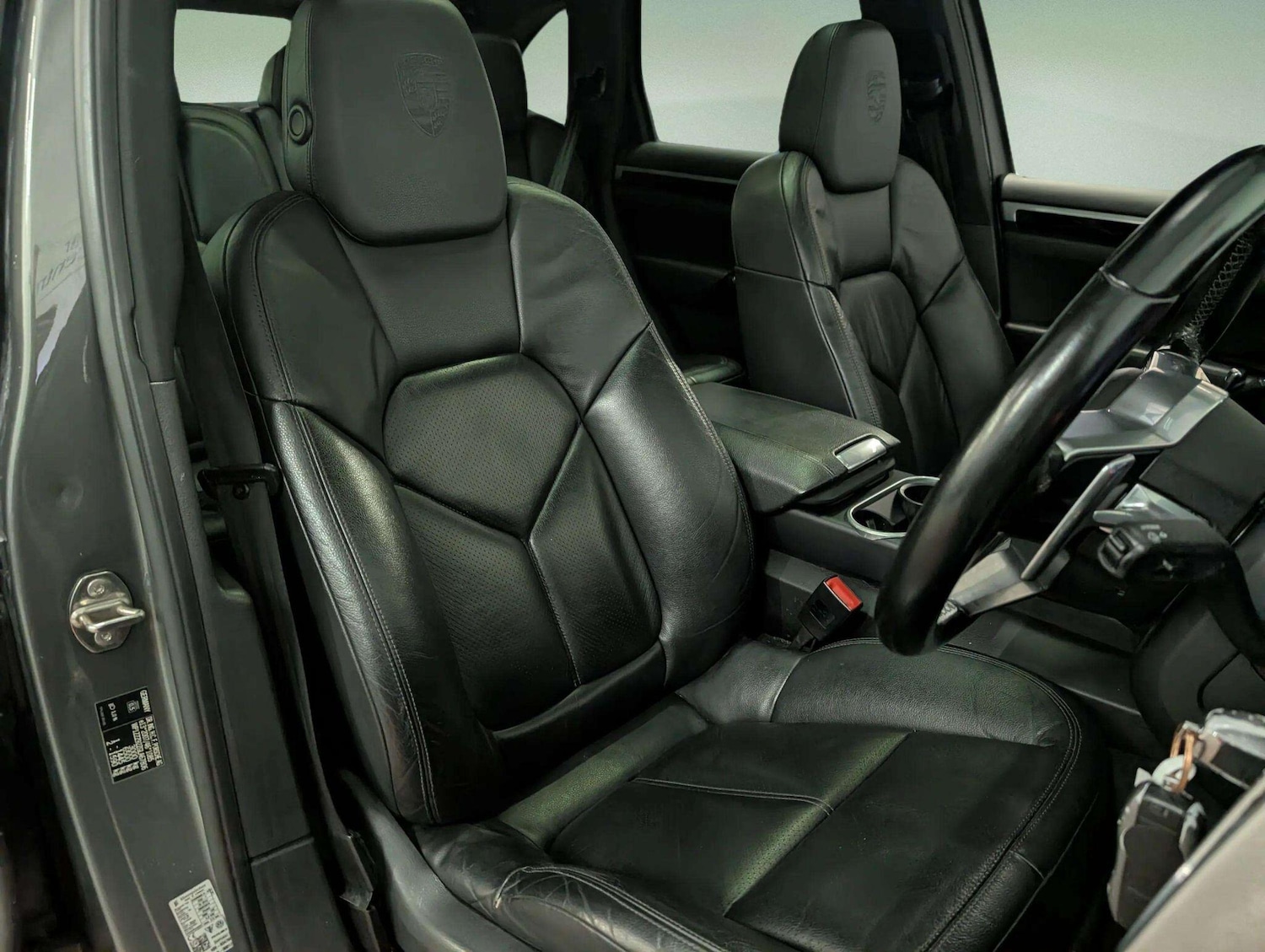 Used Porsche Cayenne 2016 for sale - 76042630: Photo 47