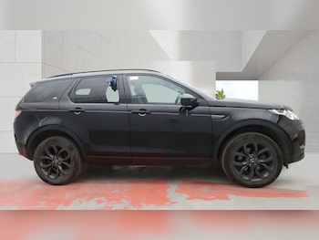 Used Land Rover Discovery Sport 2018 for sale - 78797017: Photo