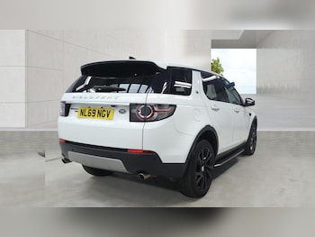 Used Land Rover Discovery Sport 2019 for sale - 78561094: Photo