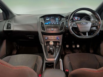 Used Ford Focus 2017 for sale - 76227036: Photo