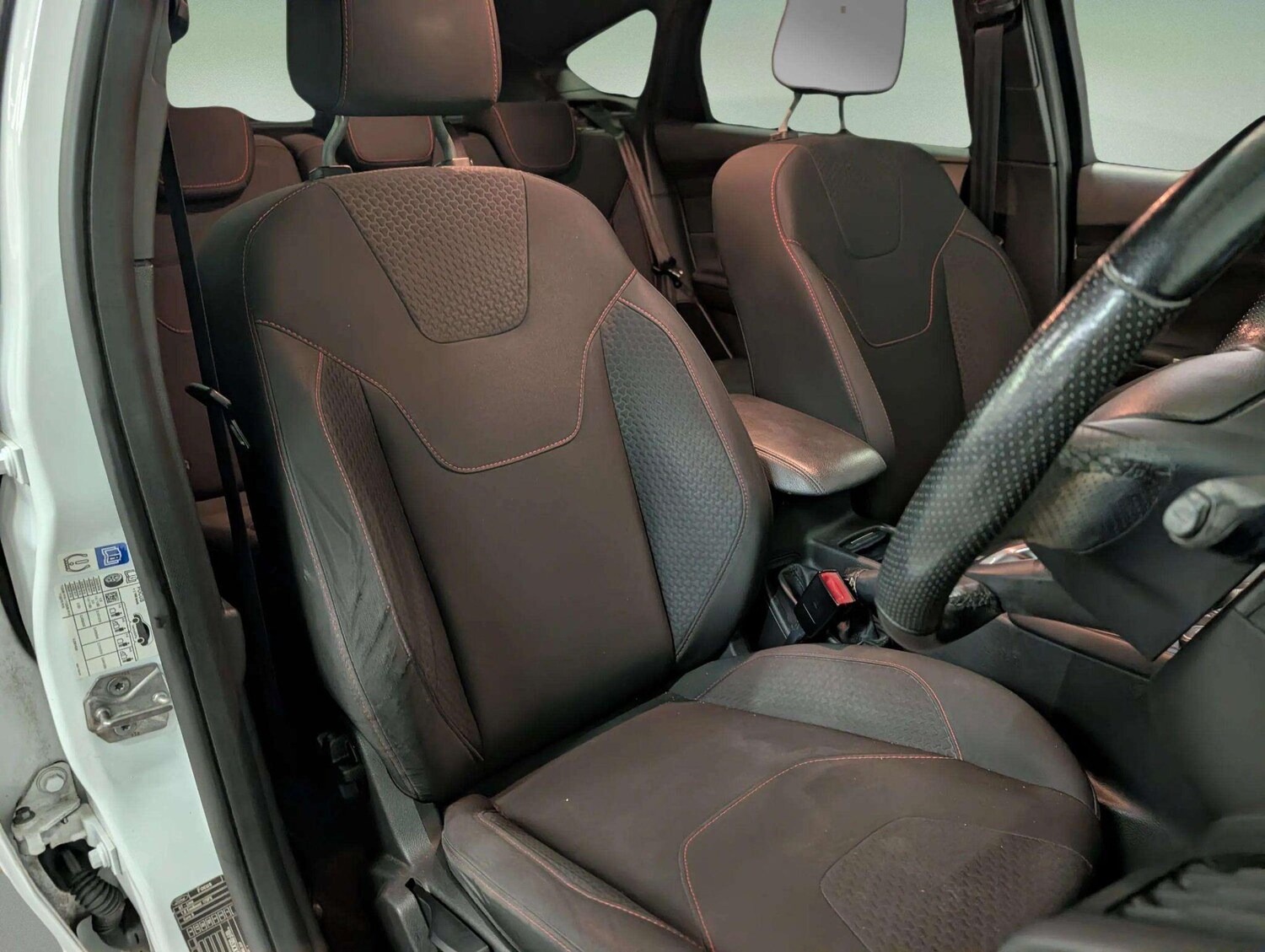 Used Ford Focus 2017 for sale - 76227036: Photo 35