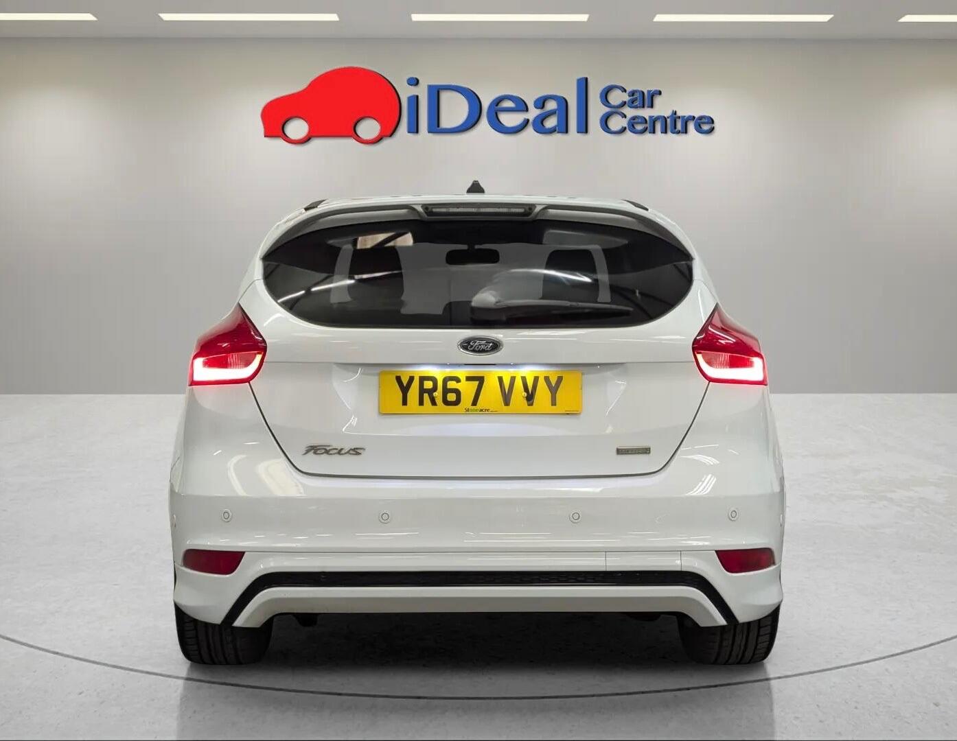 Used Ford Focus 2017 for sale - 76227036: Photo 9