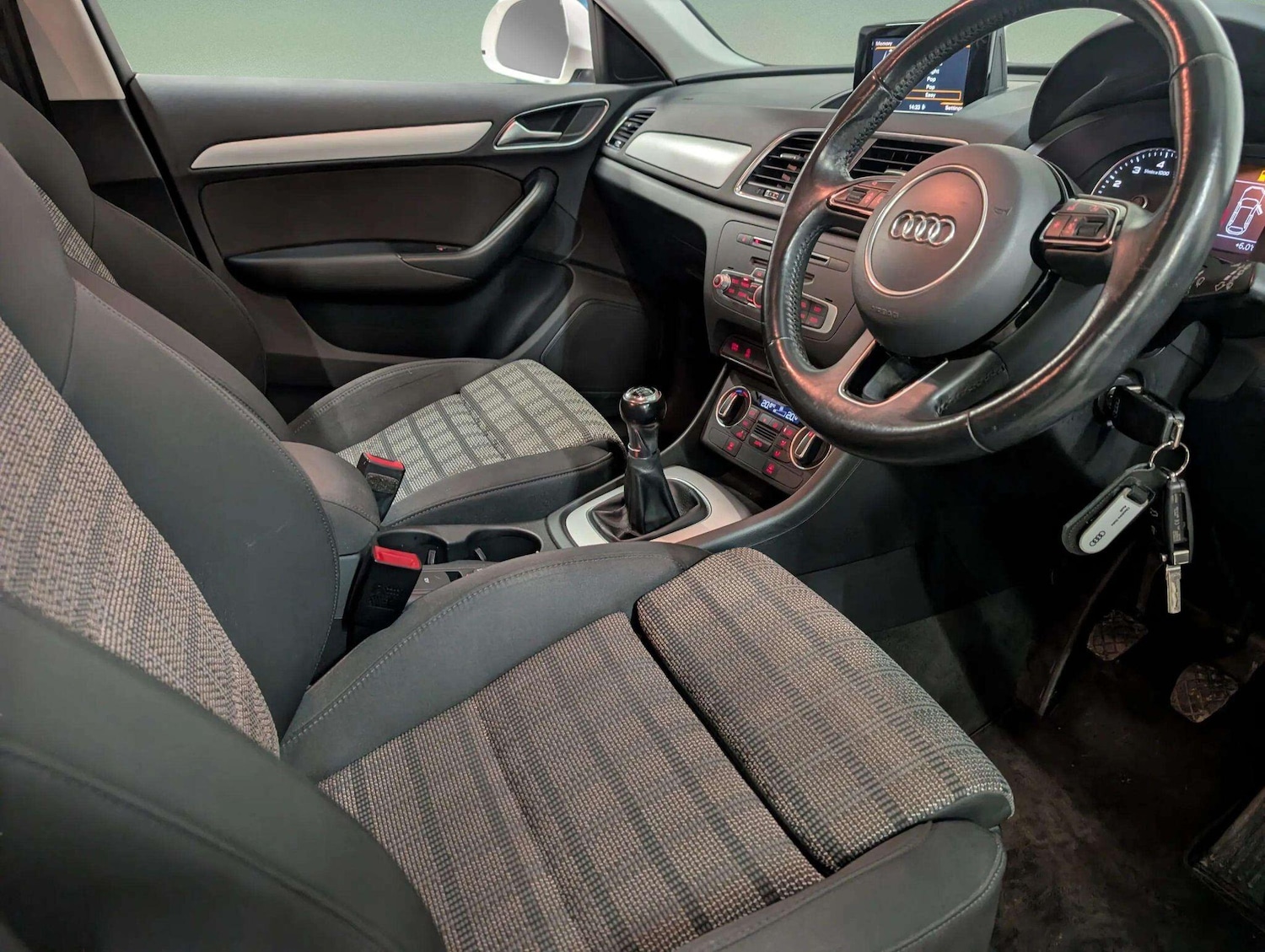 Used Audi Q3 for sale - 77166583: Photo 15