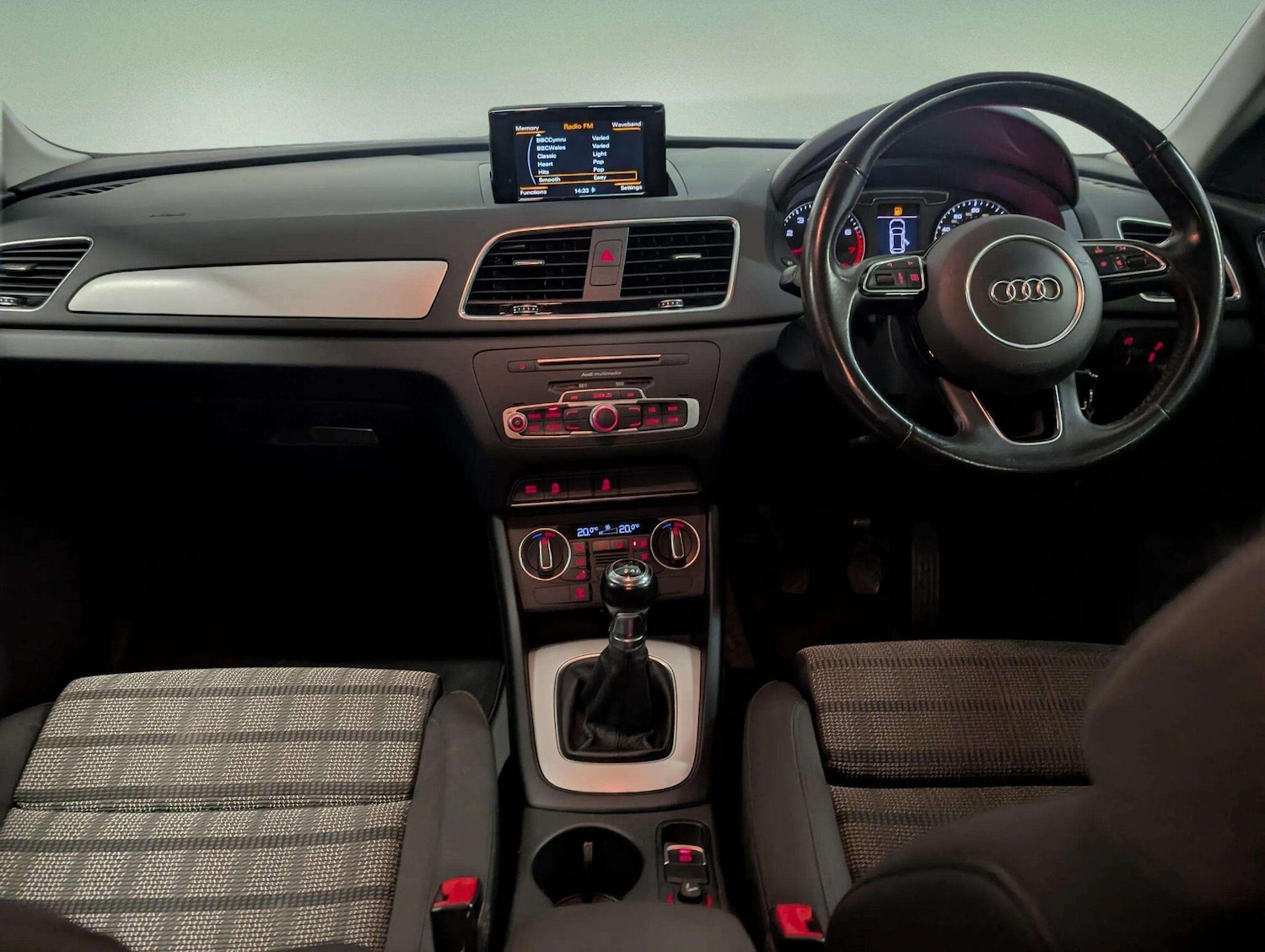 Used Audi Q3 for sale - 77166583: Photo 2