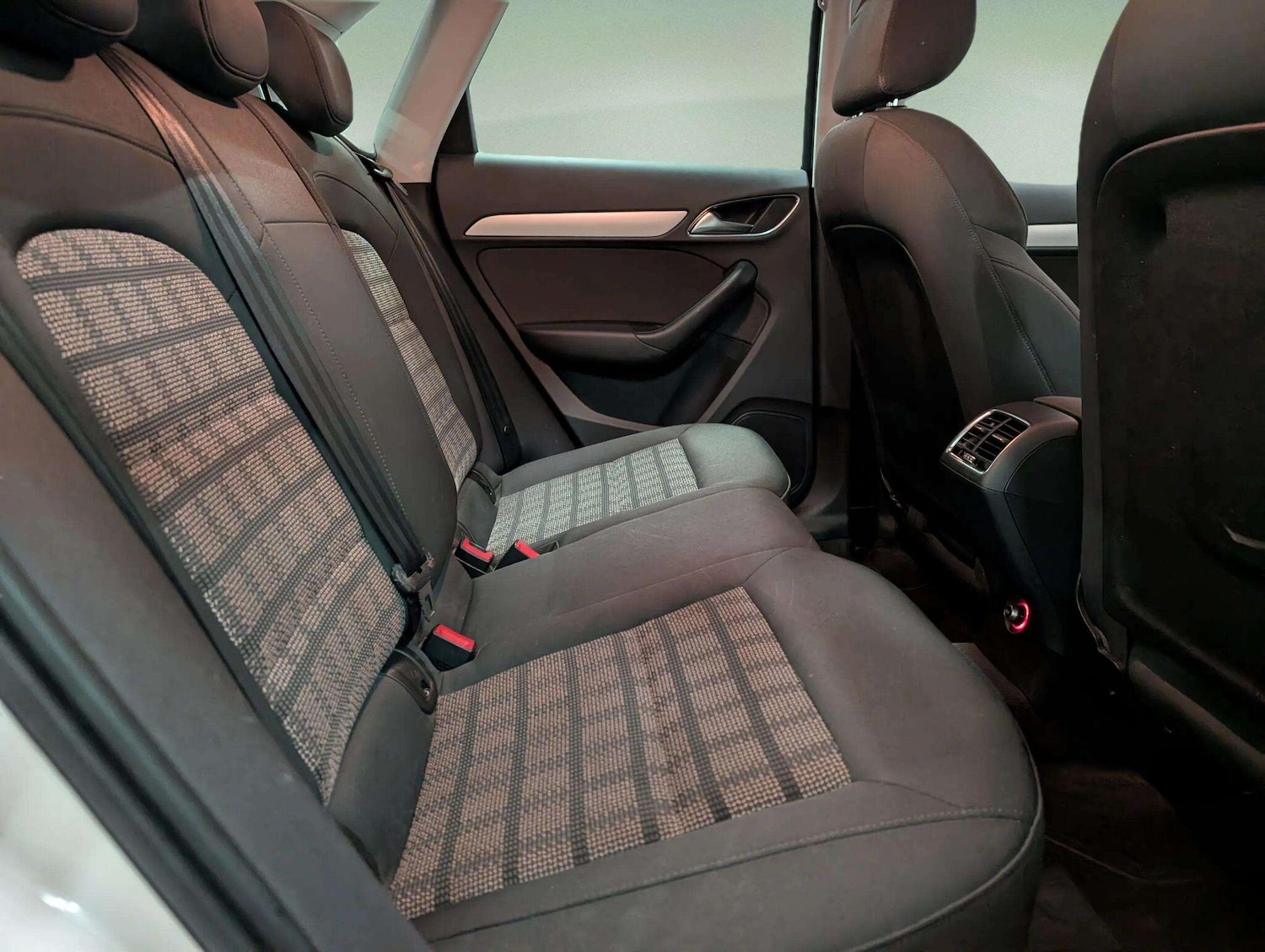 Used Audi Q3 for sale - 77166583: Photo 40