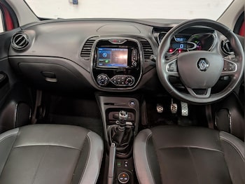 Used Renault Captur 2017 for sale - 75539482: Photo
