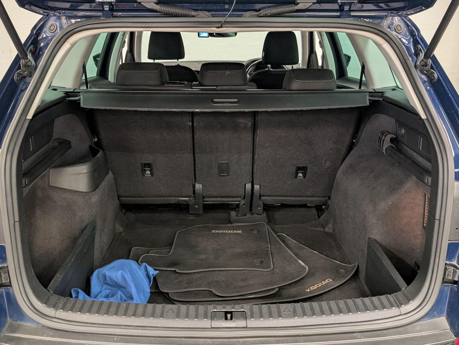 Vehicle 44