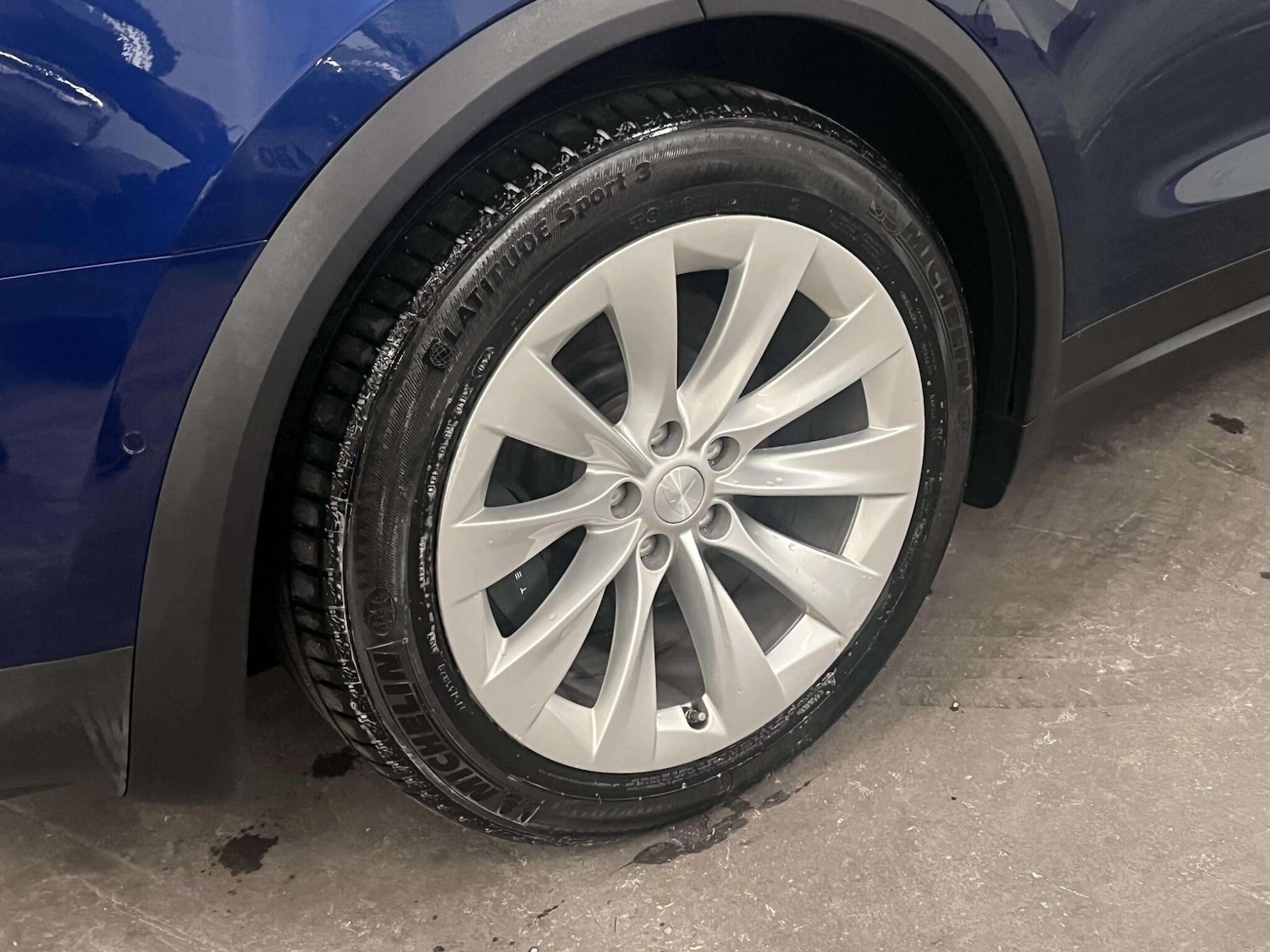 Used Tesla Model X 2018 for sale - 76060773: Photo 15
