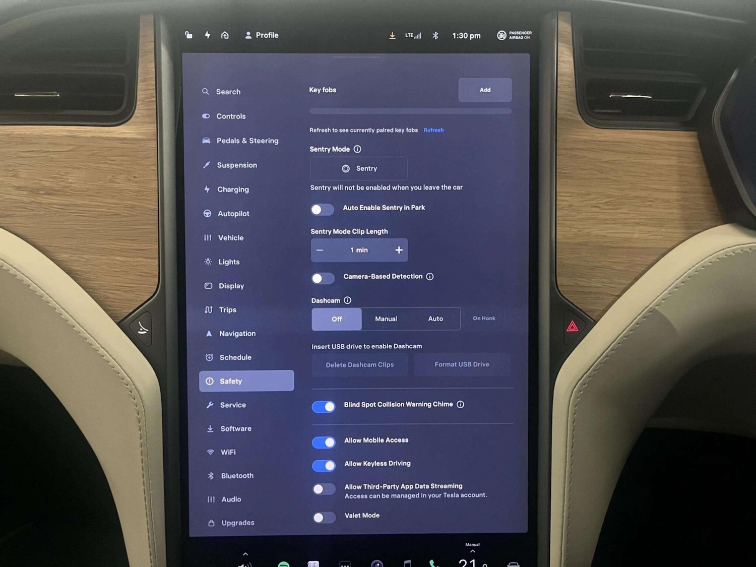 Used Tesla Model X 2018 for sale - 76060773: Photo 31