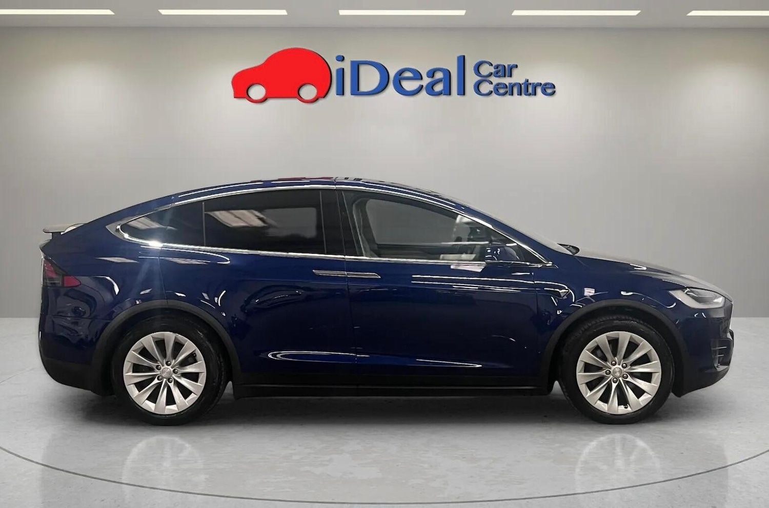 Used Tesla Model X 2018 for sale - 76060773: Photo 4