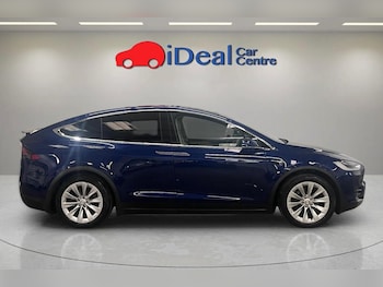 Used Tesla Model X 2018 for sale - 76060773: Photo 4