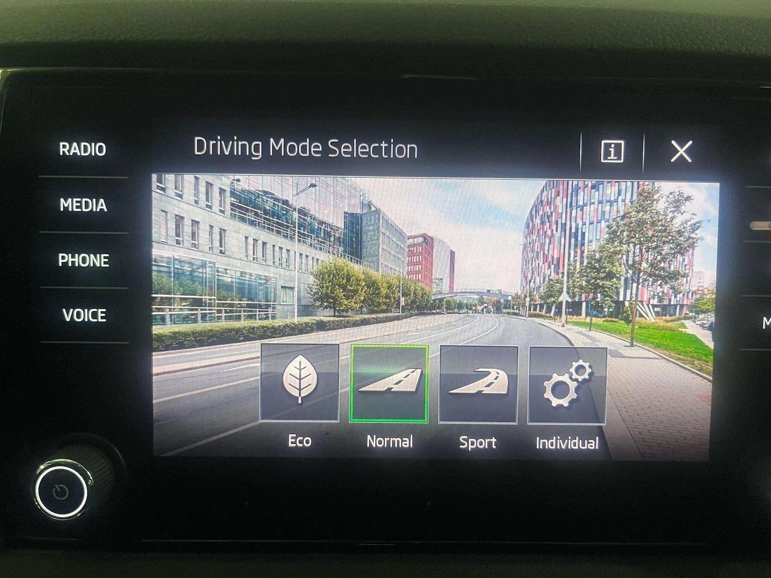 Used Skoda Karoq 2019 for sale - 76388046: Photo 21