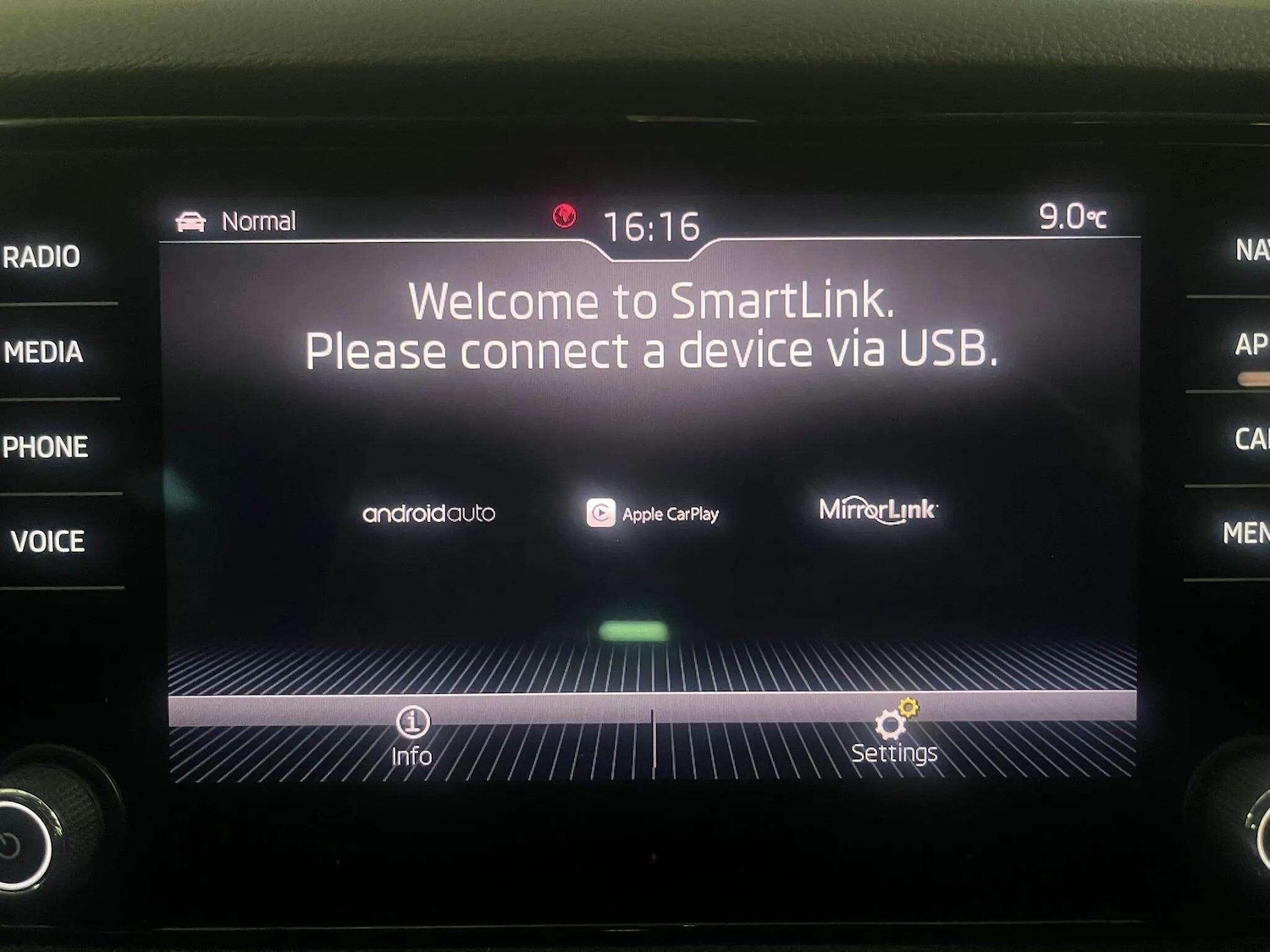 Used Skoda Karoq 2019 for sale - 76388046: Photo 30